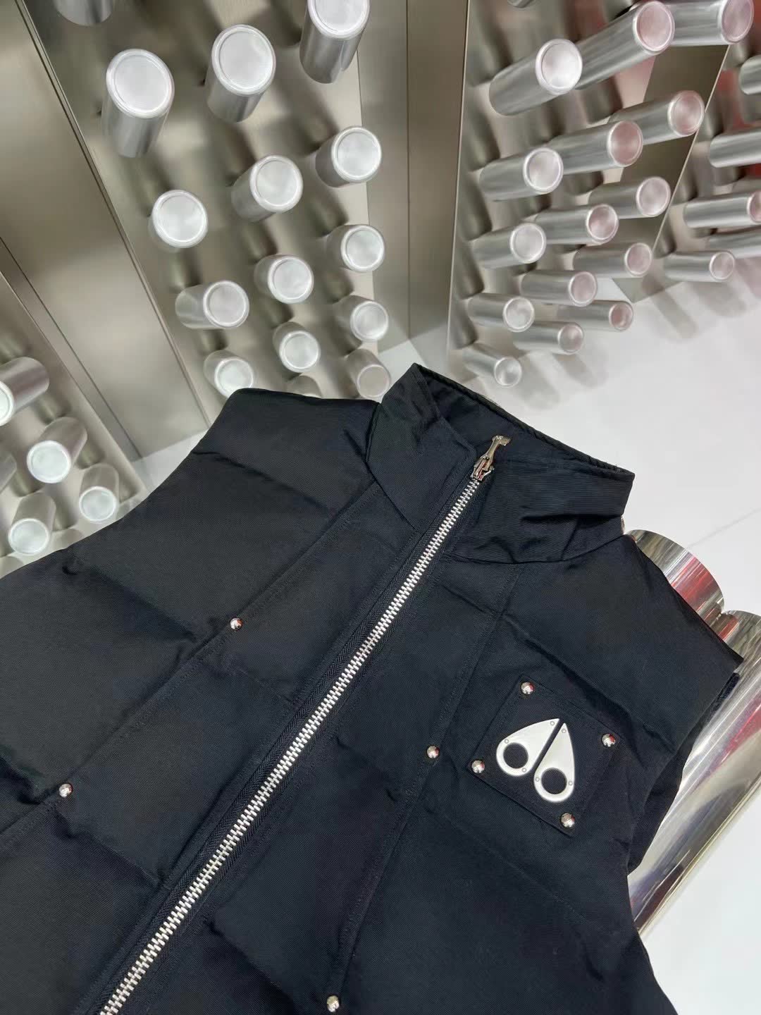 Moose Knuckles Montreal Down Vest